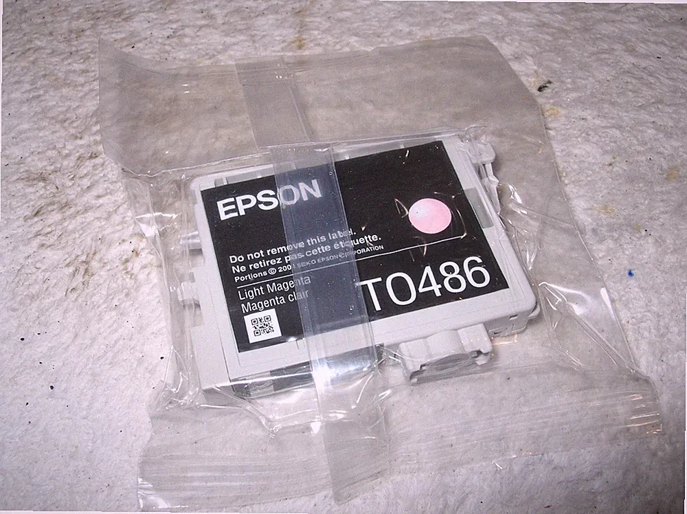 NEW T0486 EPSON PRINTER INK CARTRIDGE LIGHT MAGENTA - OPENED BY ERROR